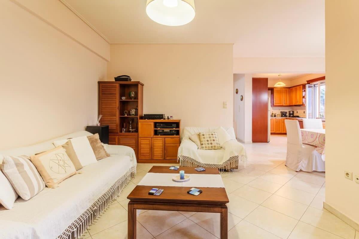 Spacious Urban Haven-Family Home, Perfect Location Kalamata Extérieur photo