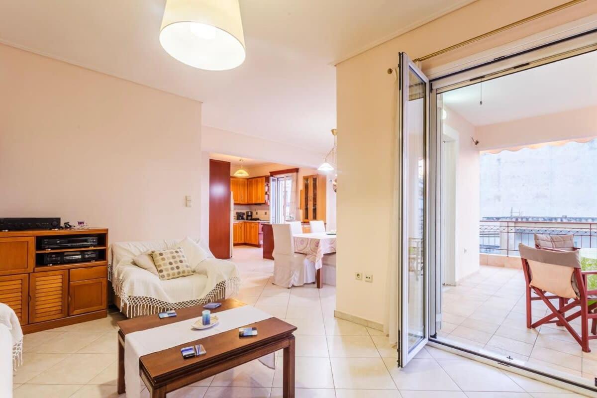Spacious Urban Haven-Family Home, Perfect Location Kalamata Extérieur photo
