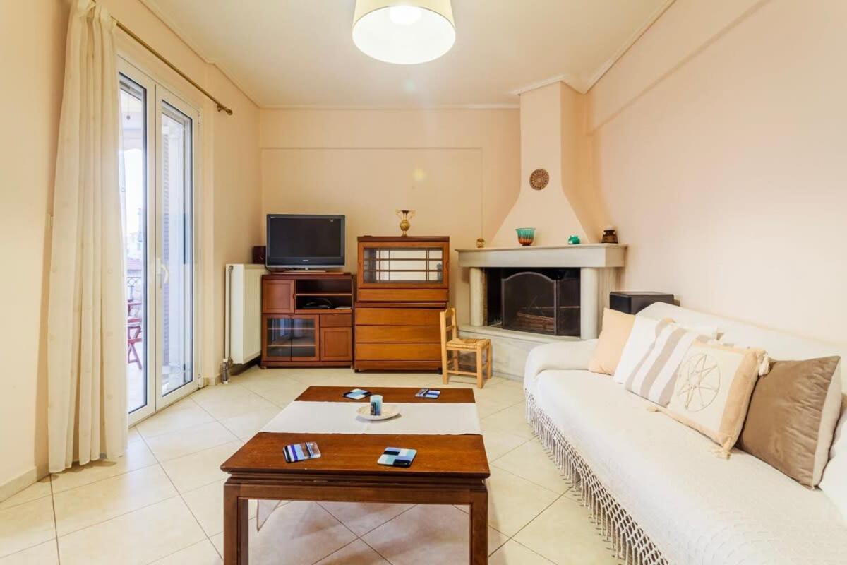 Spacious Urban Haven-Family Home, Perfect Location Kalamata Extérieur photo